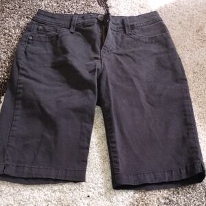 Nine West Black Women's Bermuda Shorts